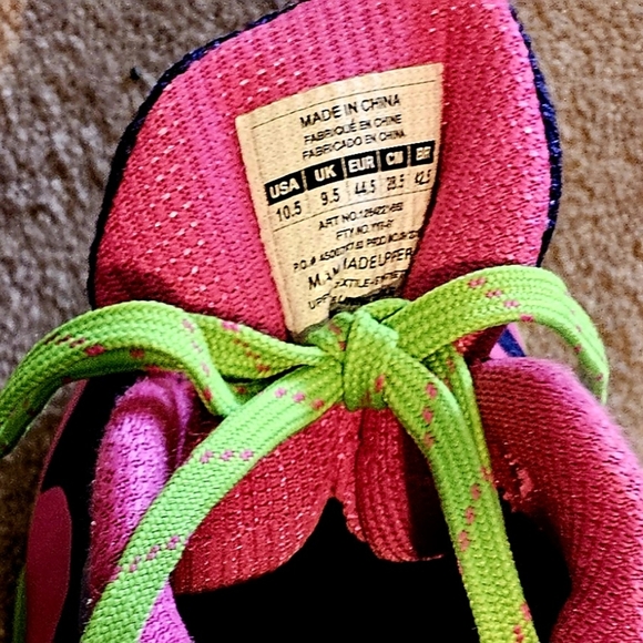 Under armor Mens Running Tennis shoes [Preowned] - Picture 2 of 9